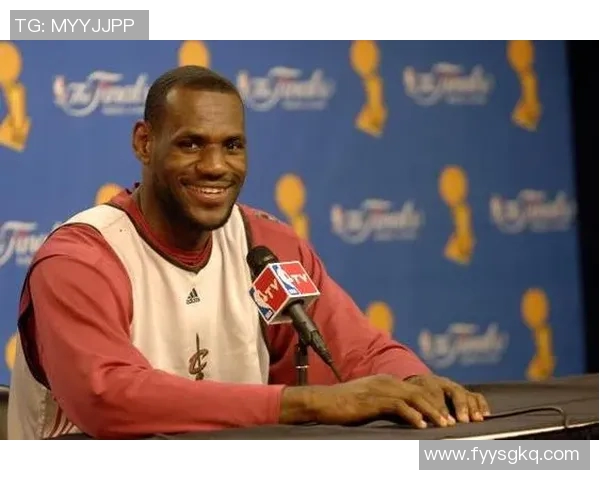 勒布朗詹姆斯：篮球之王的传奇旅程与辉煌成就揭秘